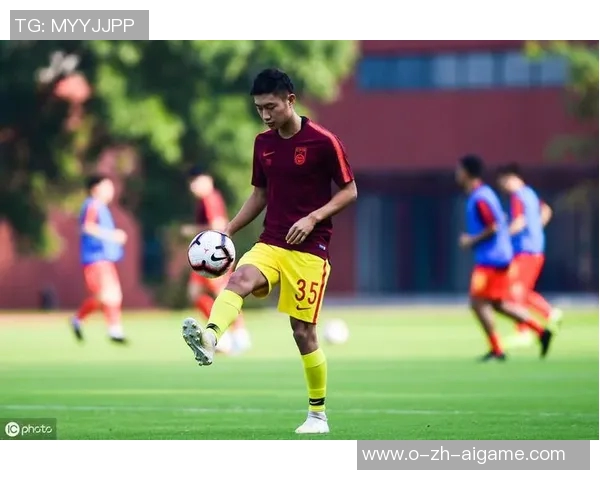 足球黄闯：探索中国足球的崛起与未来发展之路